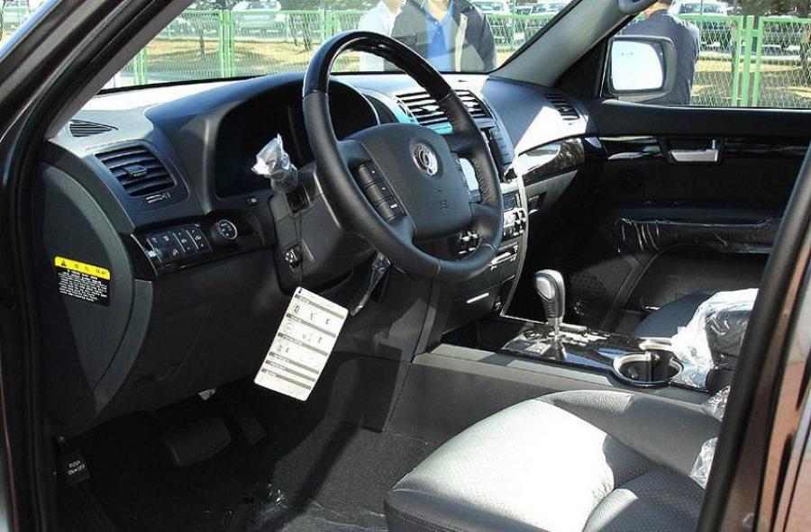  Kia Borrego 2009 года  (фото 102 из 345)